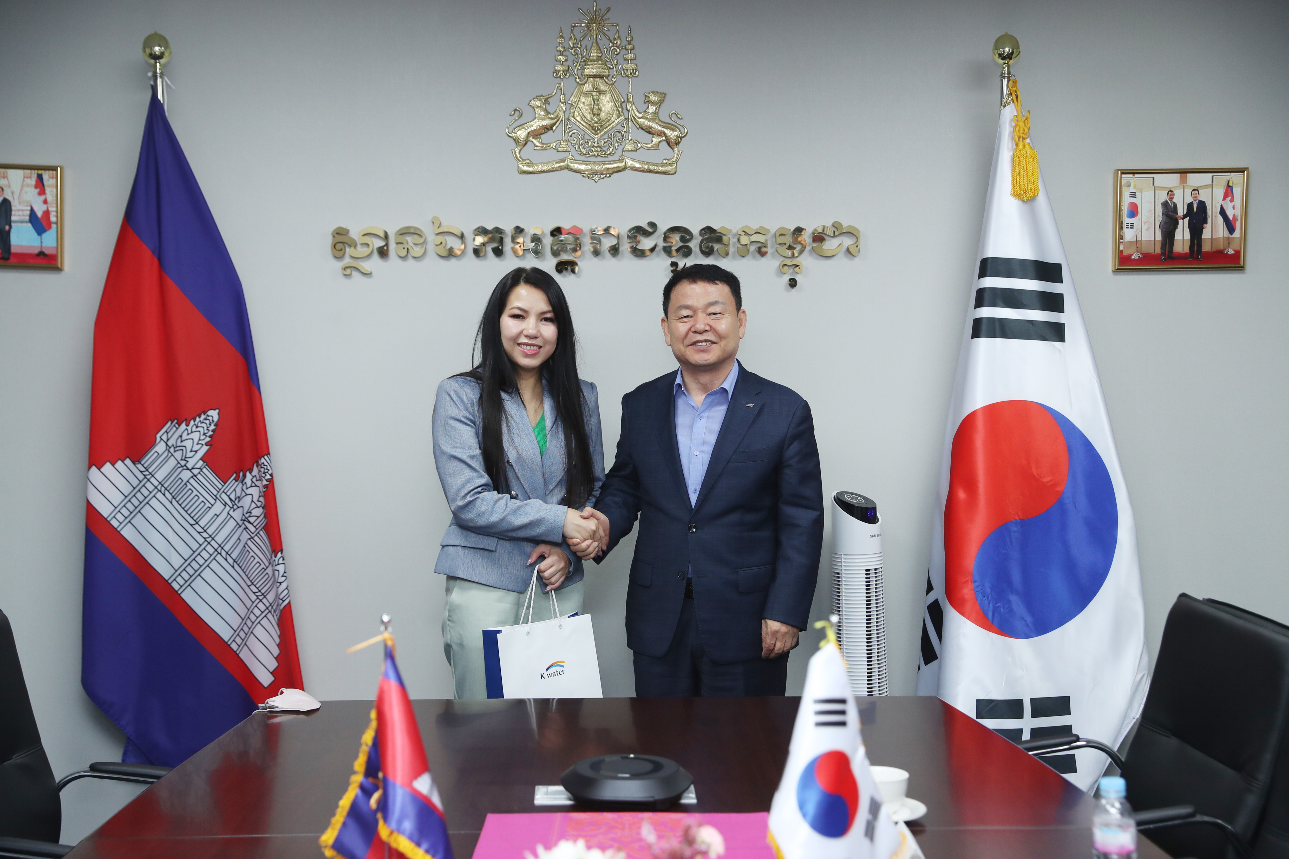 Meeting with the Cambodian ambassador
