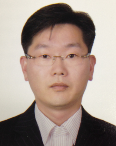 강신욱