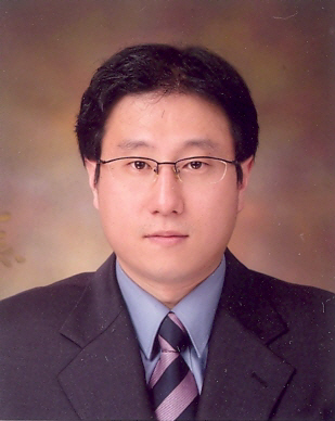 이충성