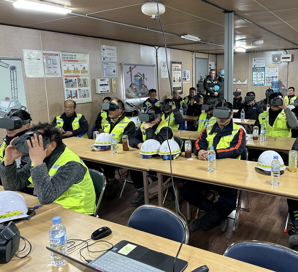 한국수자원공사, 외국인·고령 근로자 대상 ‘찾아가는 안전교육’ 수도권에서 확대 시행 이미지[1]