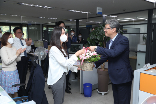 [대전일보] 한국수자원공사, 화훼 농가 돕기 