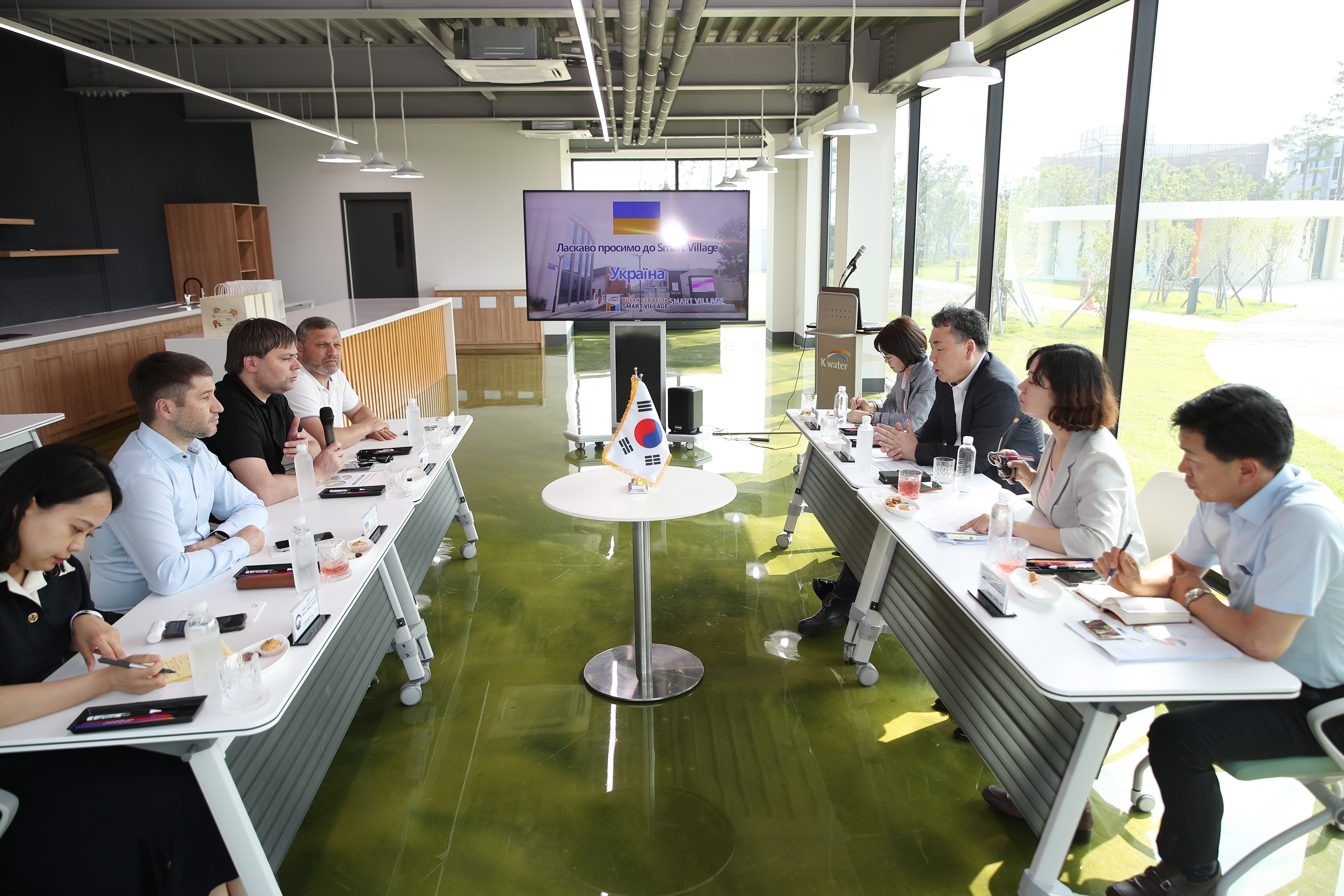 한국수자원공사, 스마트시티 혁신 기술을 통한 우크라이나 재건 협력방안 논의 이미지[1]