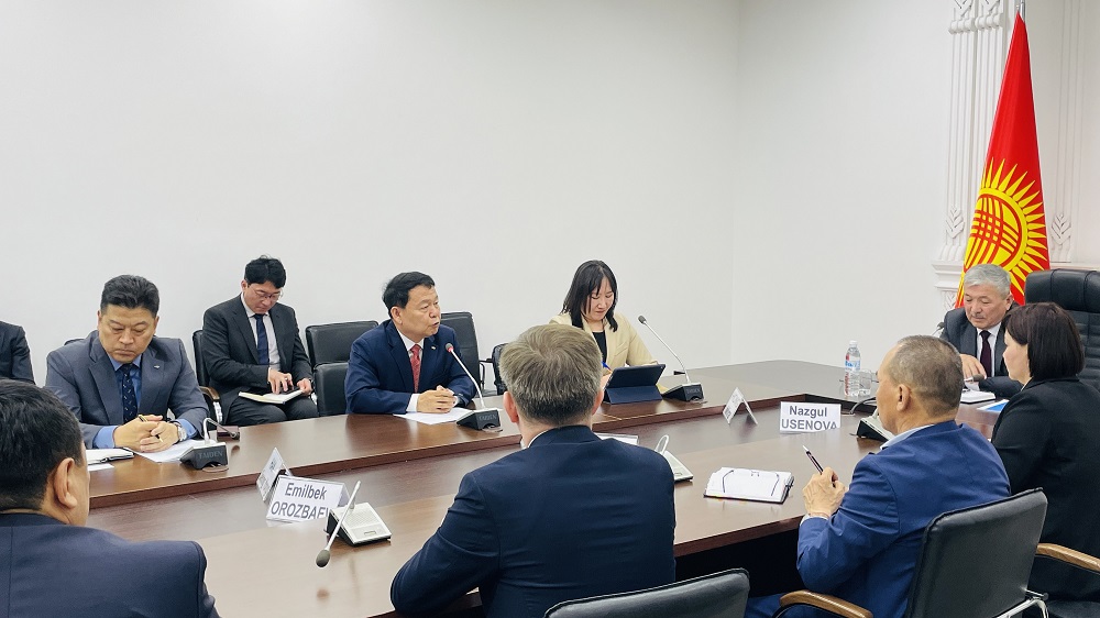 한국수자원공사, 키르기스스탄과 재생에너지 및 탄소저감사업 확대 합의 이미지[2]