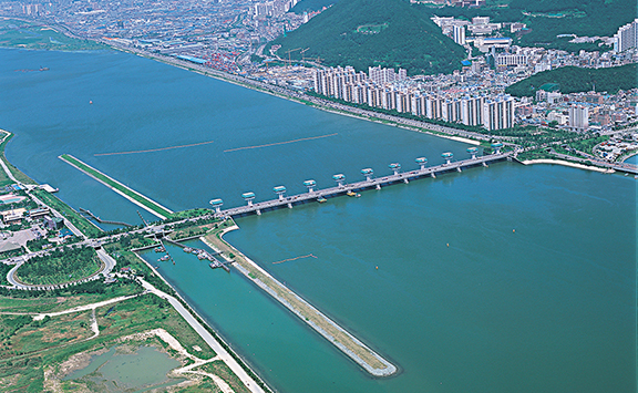 Nakdonggang Estuary Barrage