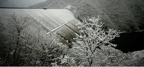 평화의댐(겨울설경)